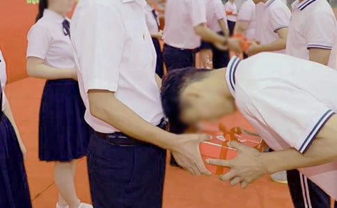 学生成人礼活动策划书