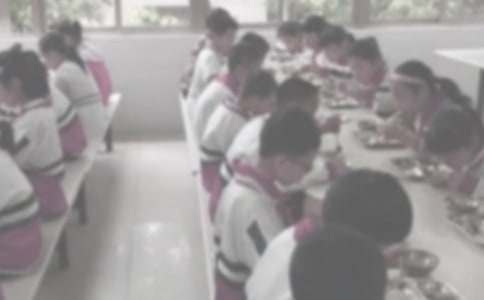 《吃饭》阅读及答案