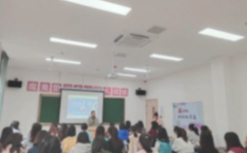 ��ѵ�࿪����ʽ�쵼���Ը����[3ƪ]