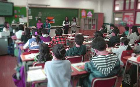 С���������㹫���ν̰���һ����ñ�ӡ�