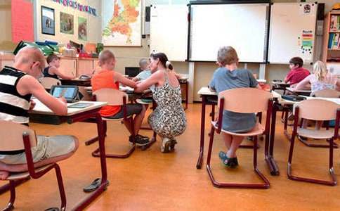 ���ڡ������ӡ������ν̰�