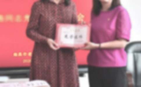 ���ݻ��ͻ��ϵĽ�����