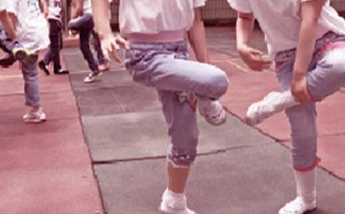 ��һ�׶�԰��߻�