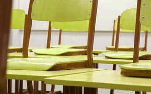 �йظ�ĸУ��л�ŷ��ĺϼ���ƪ