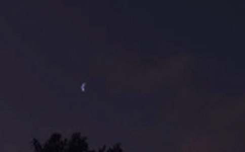 2024年简洁的治愈系晚安问候语语录44句