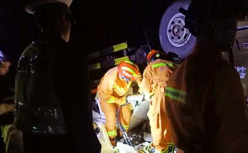 ������ȫ�ιۺ��