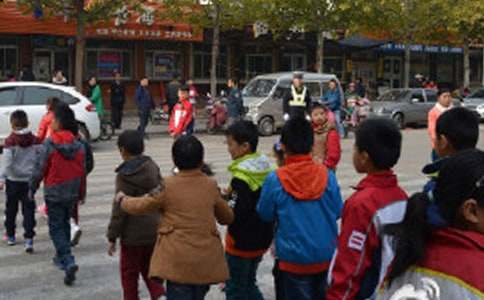 ��ѡСѧ����ӥ׽С�����ĺϼ���ƪ