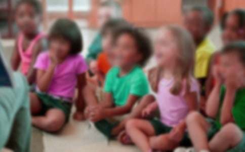 �׶�԰С������˵�θ�