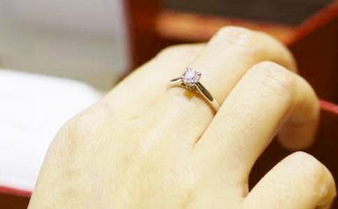 �鱦�����Ļ����(�ϼ�15ƪ)