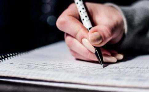 【热门】初中生活作文600字九篇